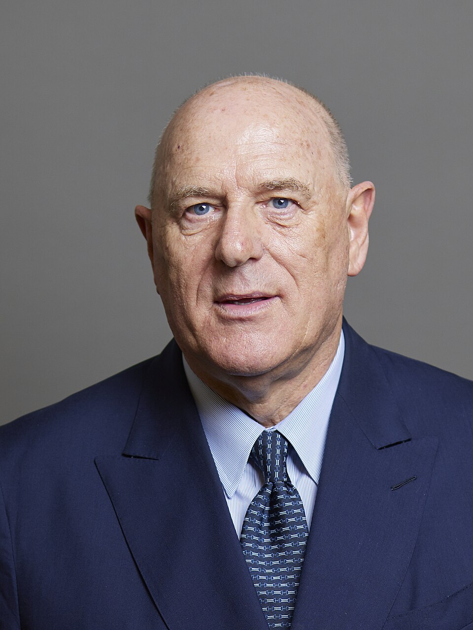 Peter Cruddas's $2 Billion Net Worth: Tycoon, Scandal, and Philanthropy